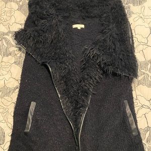 Fur vest